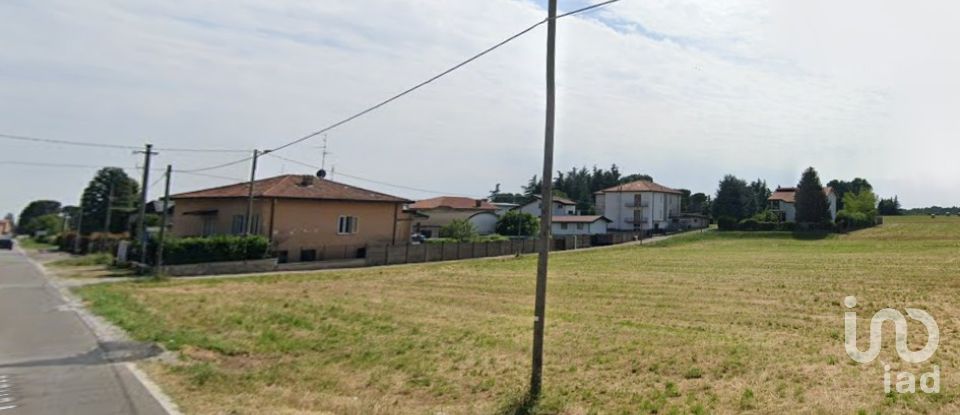 Land of 3,323 m² in Lurago Marinone (22070)