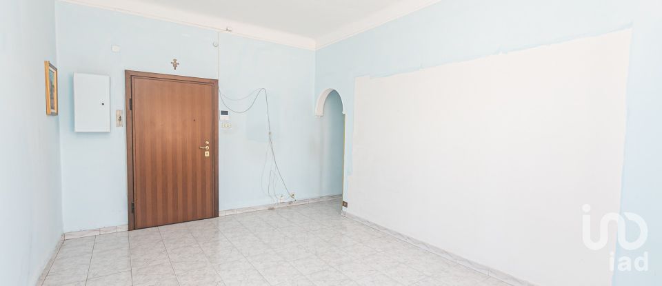 Appartamento 5 locali di 77 m² a Genova (16154)