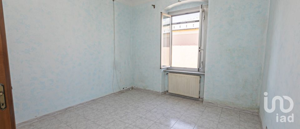 Appartamento 5 locali di 77 m² a Genova (16154)