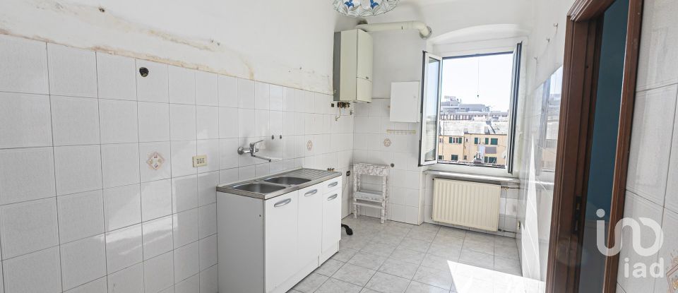 Appartamento 5 locali di 77 m² a Genova (16154)