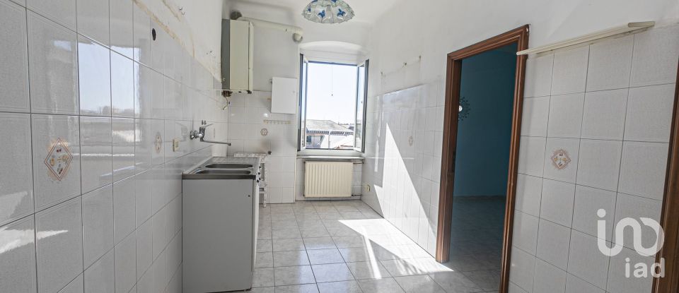 Appartamento 5 locali di 77 m² a Genova (16154)