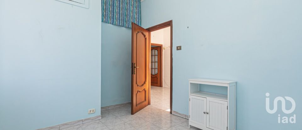 Appartamento 5 locali di 77 m² a Genova (16154)