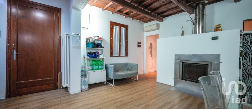 Casa 6 locali di 254 m² in Ostellato (44020)