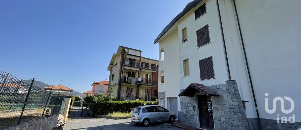 Three-room apartment of 70 m² in Borghetto Santo Spirito (17052)