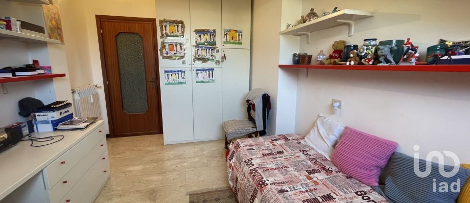 Three-room apartment of 70 m² in Borghetto Santo Spirito (17052)