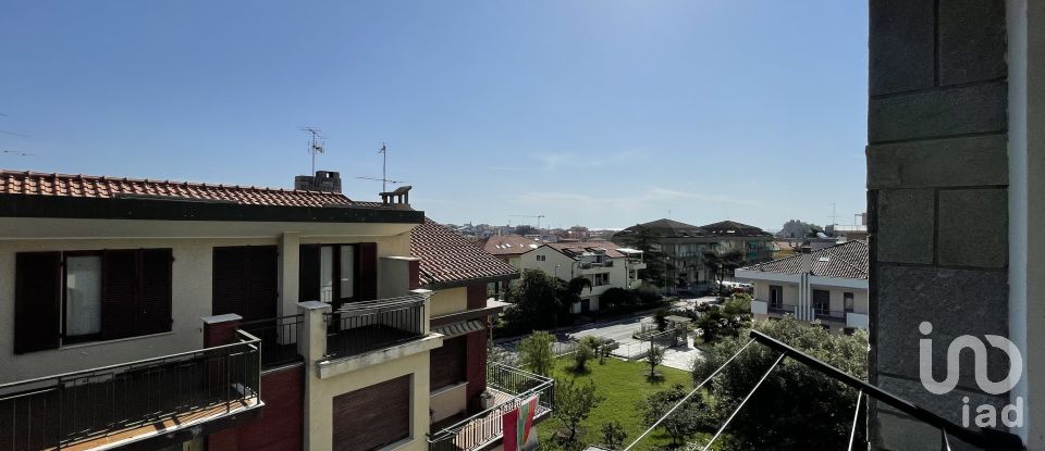 Three-room apartment of 70 m² in Borghetto Santo Spirito (17052)