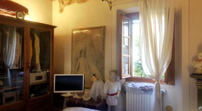 Hotel 4 rooms of 115 m² in Sansepolcro (52037)