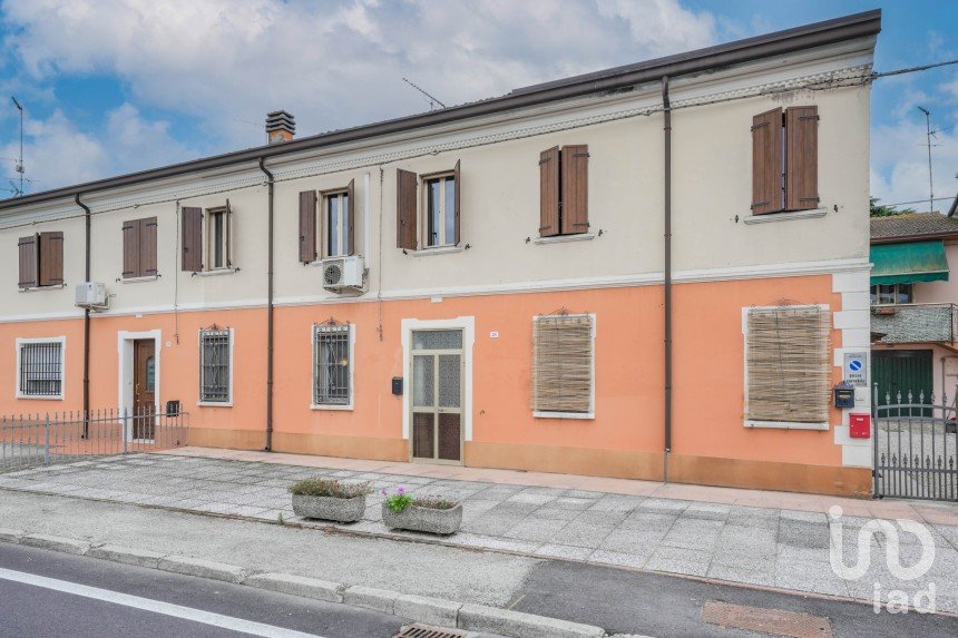 Casa 5 locali di 140 m² in Ostellato (44020)