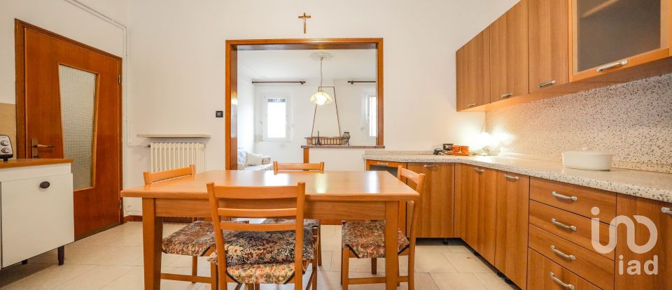 Casa 5 locali di 140 m² in Ostellato (44020)