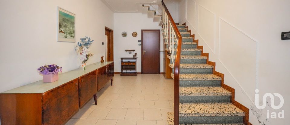 Casa 5 locali di 140 m² in Ostellato (44020)