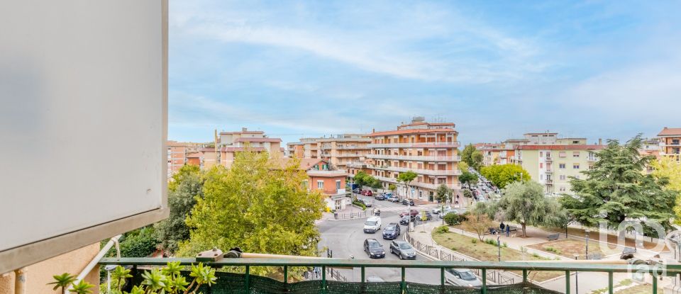 Three-room apartment of 91 m² in Ciampino (00043)