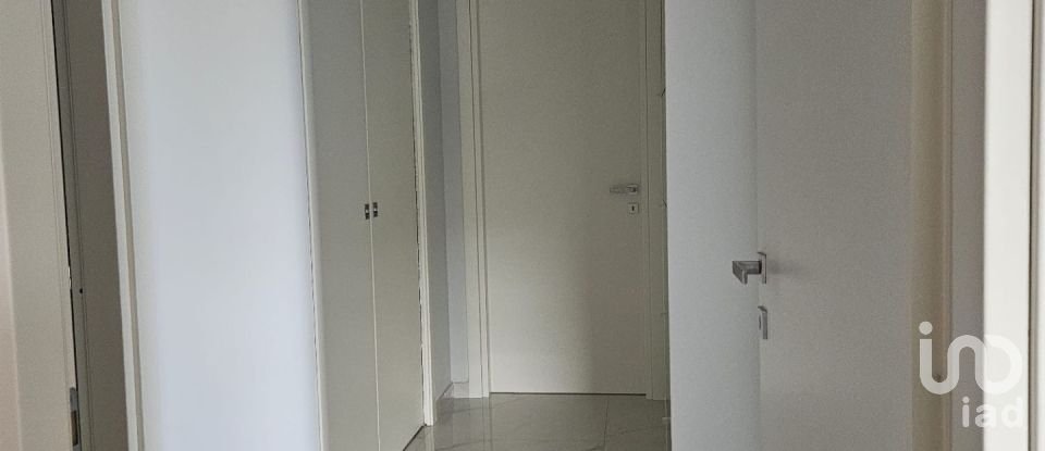 Three-room apartment of 175 m² in Roseto degli Abruzzi (64026)