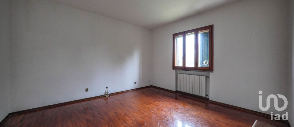 Casa 10 locali di 270 m² in Portomaggiore (44015)