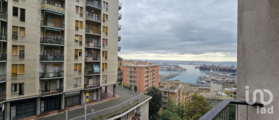 Appartamento 5 locali di 90 m² a Genova (16127)