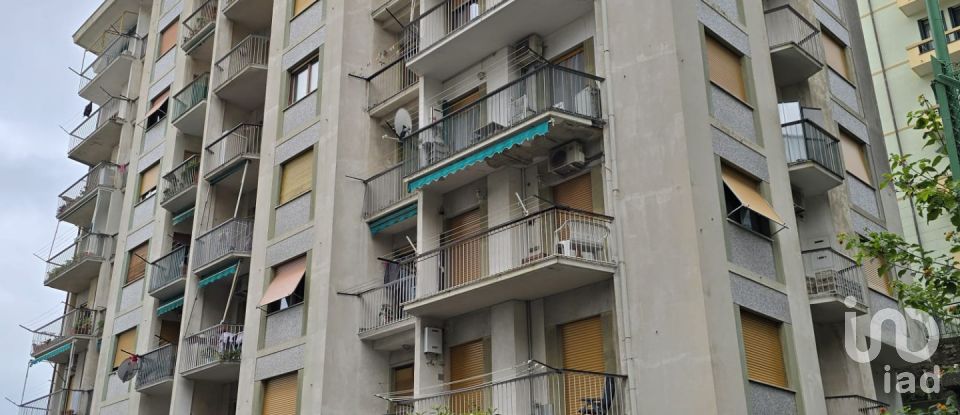 Appartamento 5 locali di 90 m² a Genova (16127)