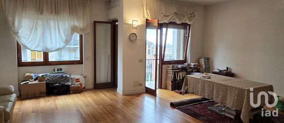 Appartamento 5 locali di 90 m² a Genova (16127)