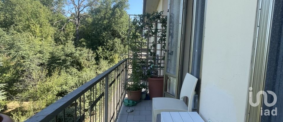 Apartment 5 rooms of 82 m² in Arezzo (52100)