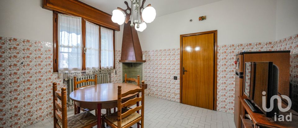 Casa indipendente 4 locali di 602 m² in Copparo (44034)