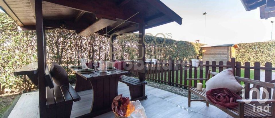 Villa 3 locali di 185 m² in Varallo Pombia (28040)