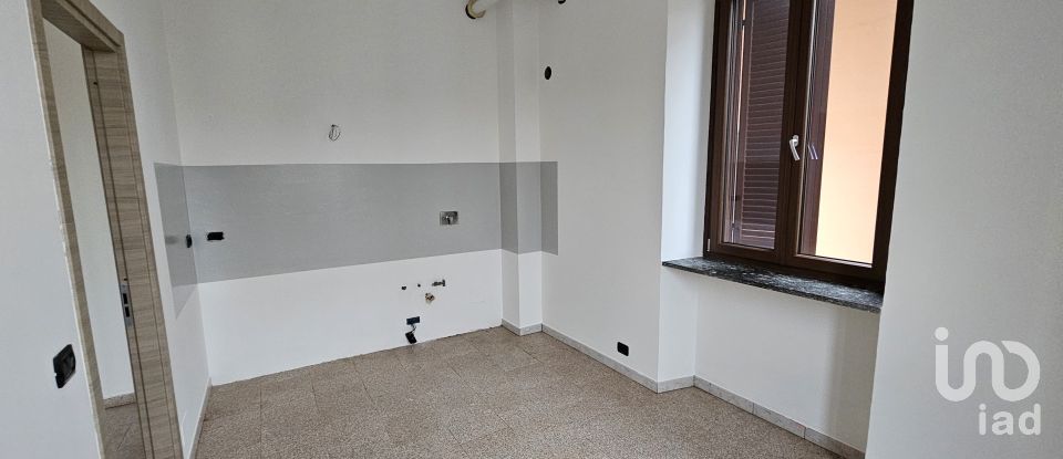 Three-room apartment of 70 m² in Feletto (10080)