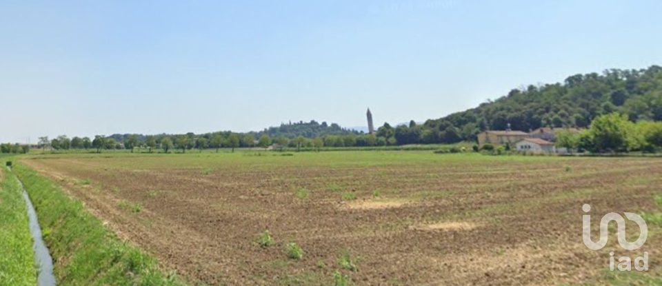 Agricultural land of 102,869 m² in Montegalda (36047)