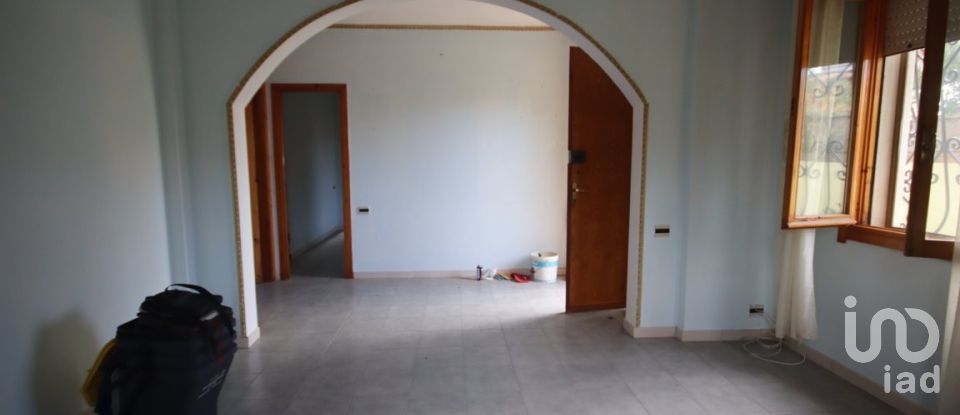 Villa Bifamiliare 5 locali di 260 m² in Quartu Sant'Elena (09045)