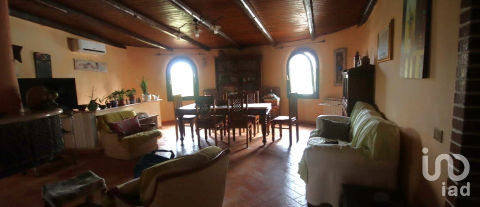 Town house 10 rooms of 300 m² in Villa San Pietro (09050)