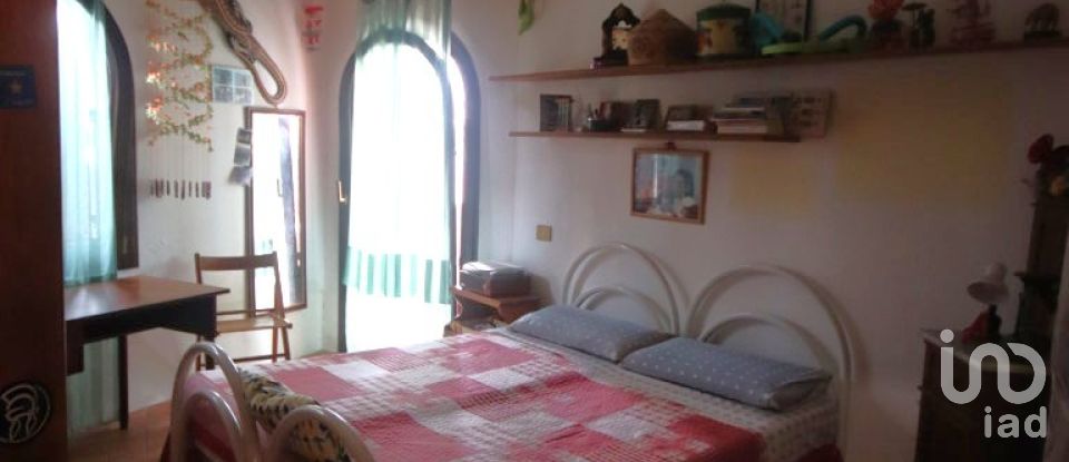 Town house 10 rooms of 300 m² in Villa San Pietro (09050)