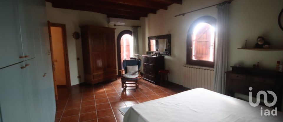 Town house 10 rooms of 300 m² in Villa San Pietro (09050)