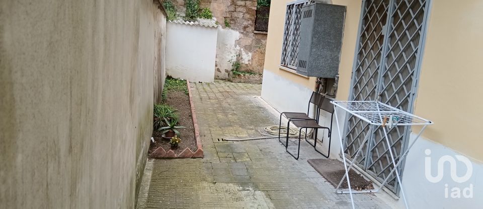 Appartamento 0 locali di 65 m² a Roma (00163)