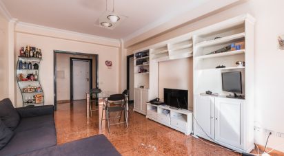 Three-room apartment of 102 m² in Roma (00147)