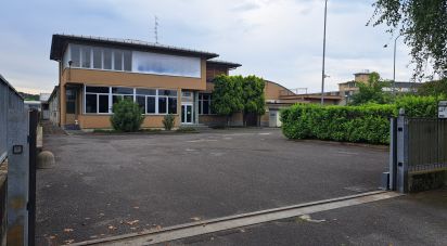 Warehouse of 1,270 m² in Grandate (22070)