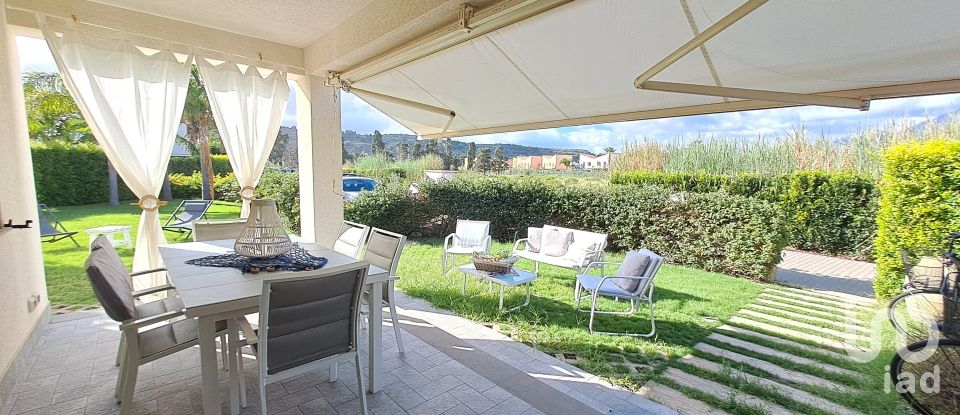 Three-room apartment of 59 m² in Campofelice di Roccella (90010)