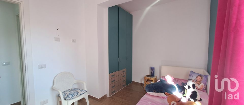 Trilocale di 59 m² a Campofelice di Roccella (90010)