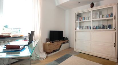 Loft 5 rooms of 90 m² in Genova (16127)