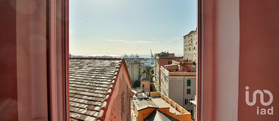 Loft 5 rooms of 90 m² in Genova (16127)