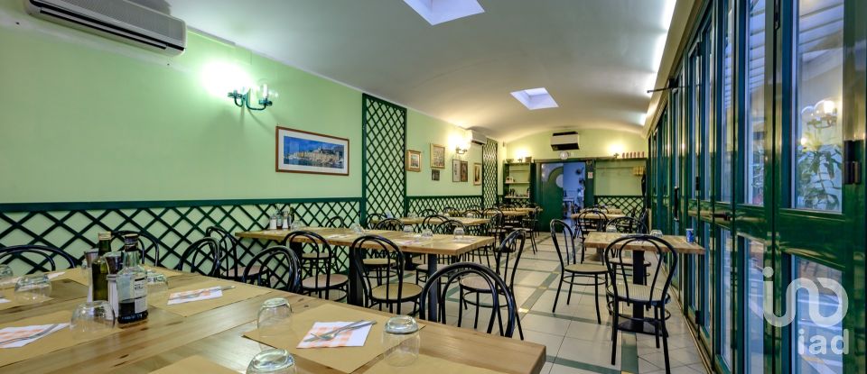 Gastronomic Restaurant of 180 m² in Genova (16129)