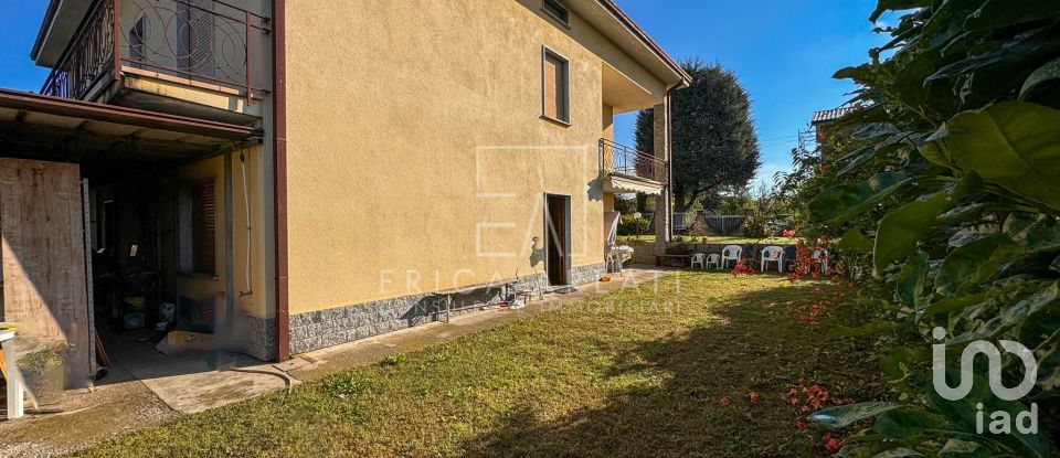 Farm 8 rooms of 280 m² in Olgiate Comasco (22077)