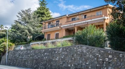 Apartment 5 rooms of 77 m² in Bordighera (18012)