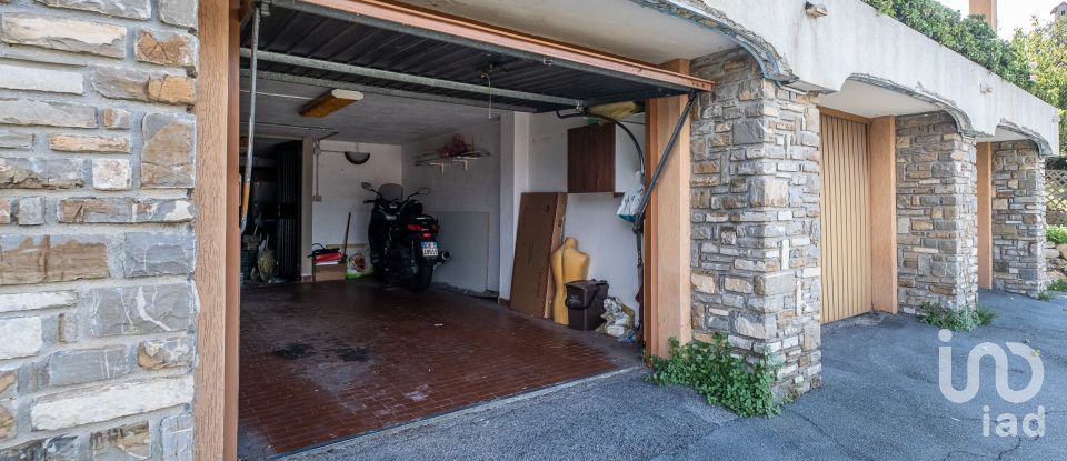 Appartamento 5 locali di 77 m² a Bordighera (18012)