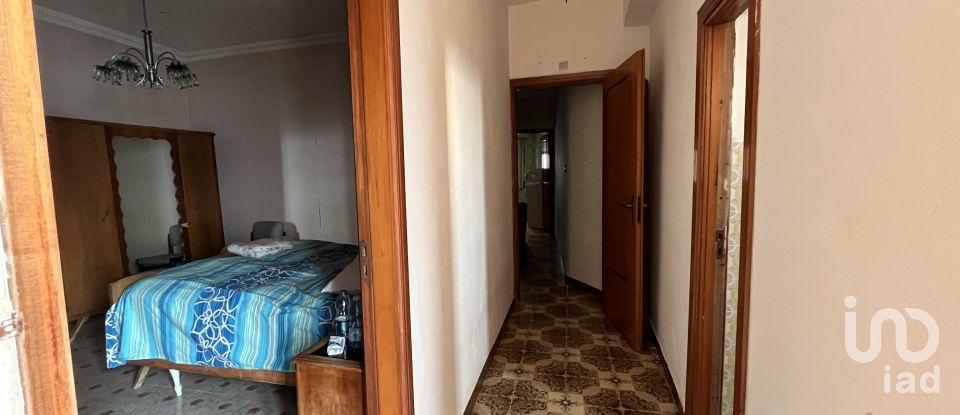 Casa di paese 7 locali di 150 m² in - (87030)