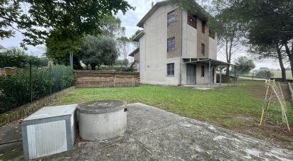 Casa indipendente 8 locali di 330 m² in Corridonia (62014)