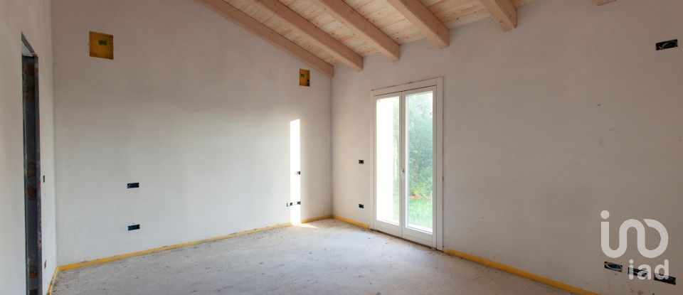 Farm 5 rooms of 450 m² in San Donà di Piave (30027)