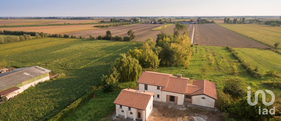 Farm 5 rooms of 450 m² in San Donà di Piave (30027)