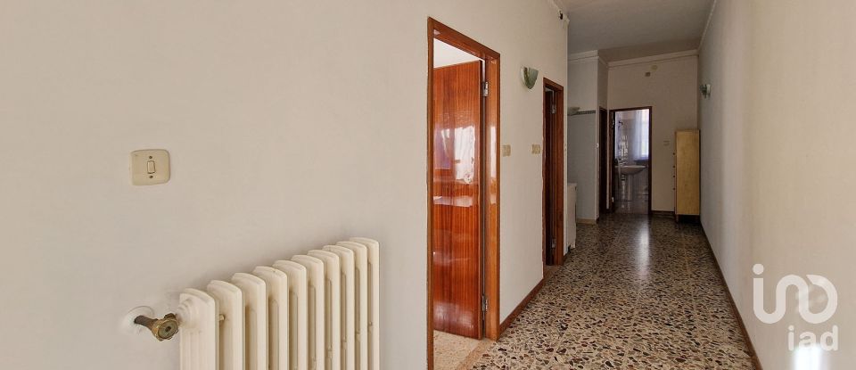 Villa a schiera 5 locali di 260 m² in Sant'Elpidio a Mare (63811)