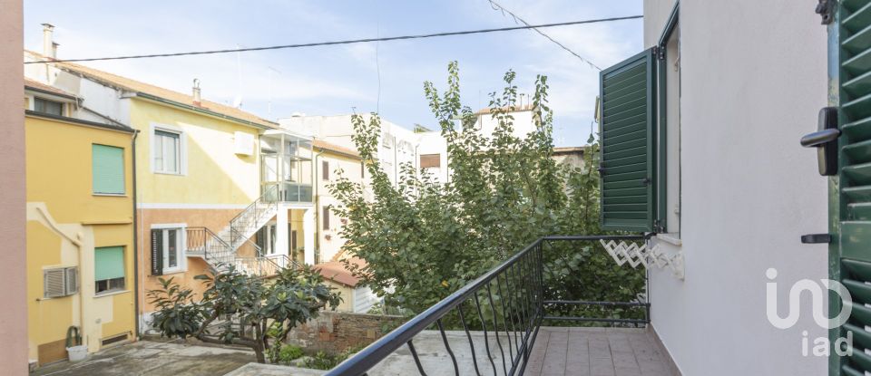 Casa 5 locali di 224 m² in Potenza Picena (62018)