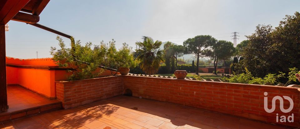 Villa 27 locali di 916 m² in Teolo (35037)