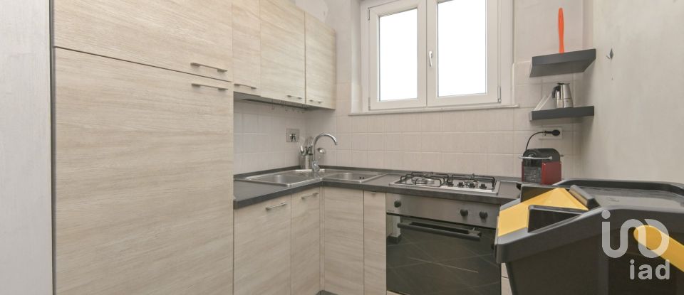 Two-room apartment of 65 m² in Torino (10136)