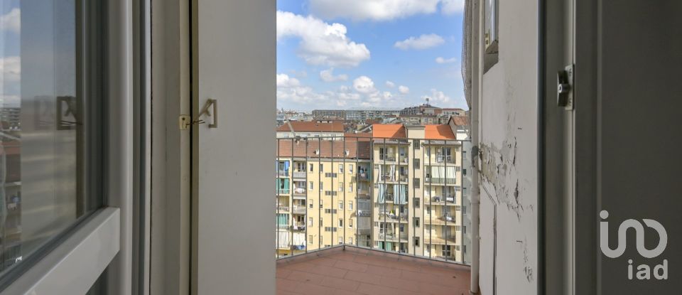 Two-room apartment of 65 m² in Torino (10136)