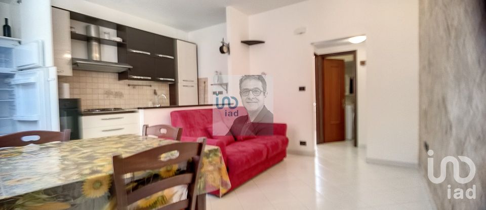 Four-room apartment of 48 m² in Genova (16163)